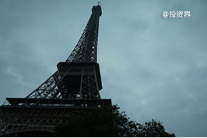 硬盘价格涨疯了，AI存储何去何从？